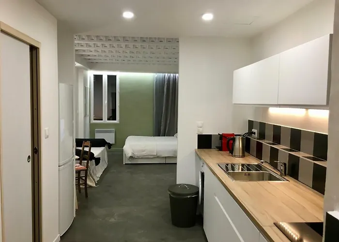 Apartment A La